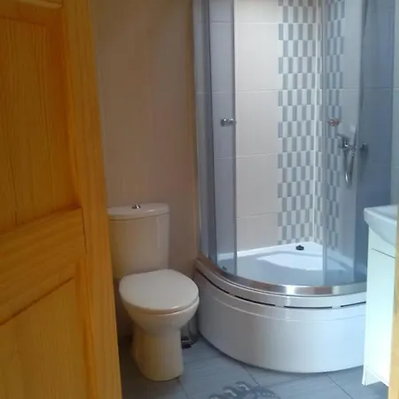 Vakantiehuis Spokojny Sen W Domku W Mikolajkach 100m Od Dzikiej Plazy Mikołajki